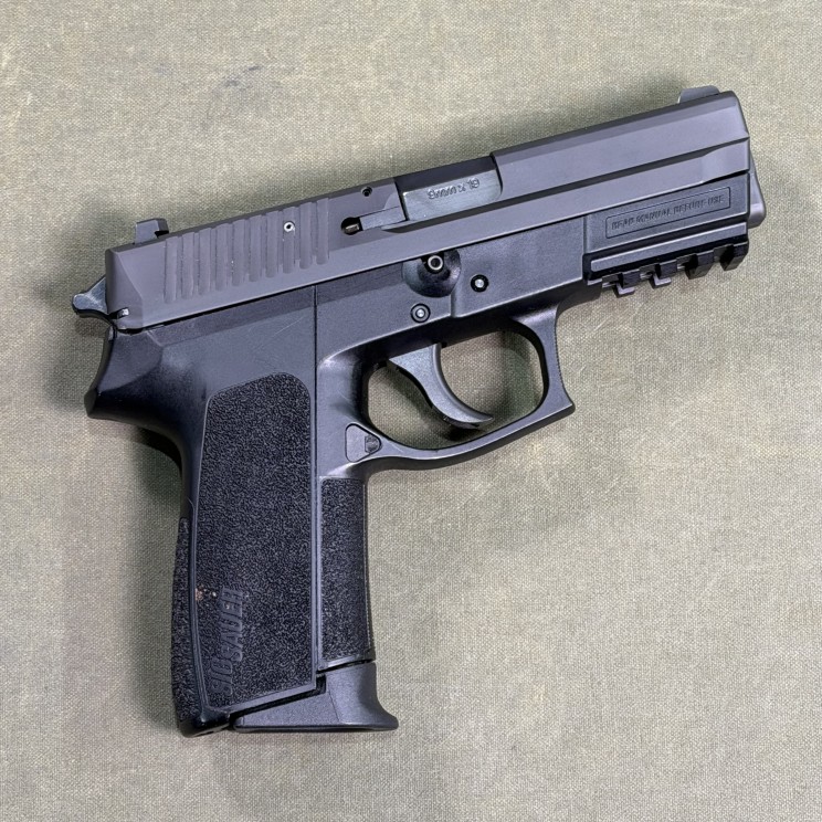 Sig Sauer SP2022 Pistol 9mm - USED